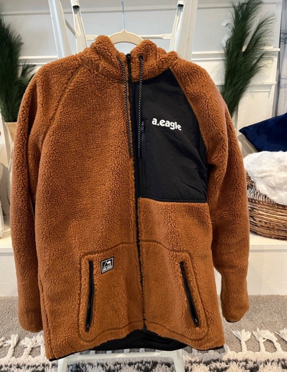 Picture 1 of 12