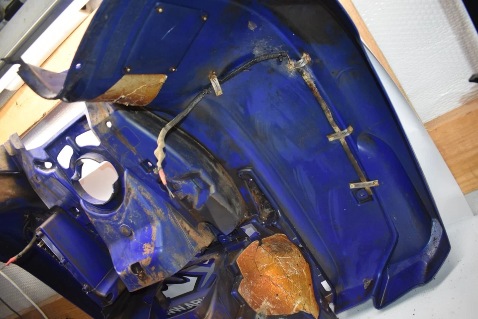 GUARDABARROS TRASERO PLÁSTICO F5-7 08 YAMAHA GRIZZLY 700 YFM 4X4 ATV ENVÍO GRATUITO A EE. UU. Foto 3 de 4