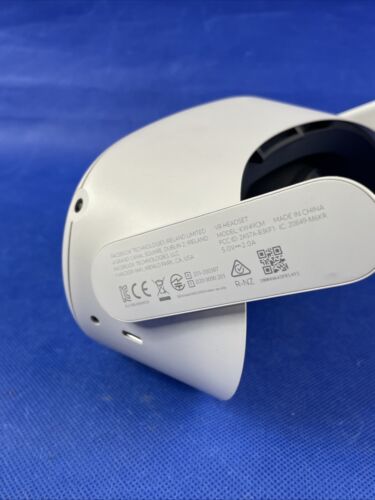 Meta Oculus Quest 2 - 256GB Standalone VR Headset - White ⚠️Read - Picture 3 of 5