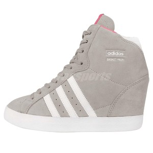 tenis adidas gris con rosa