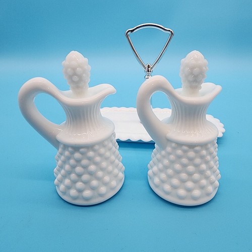 Fenton Milk Glass Hobnail Small Cruet Set With Stand - Imagen 4 de 7