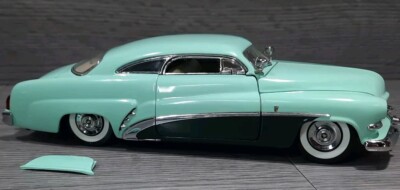 DANBURY MINT 1:24 HIROHATA MERC 1951 - The Legend Mercury