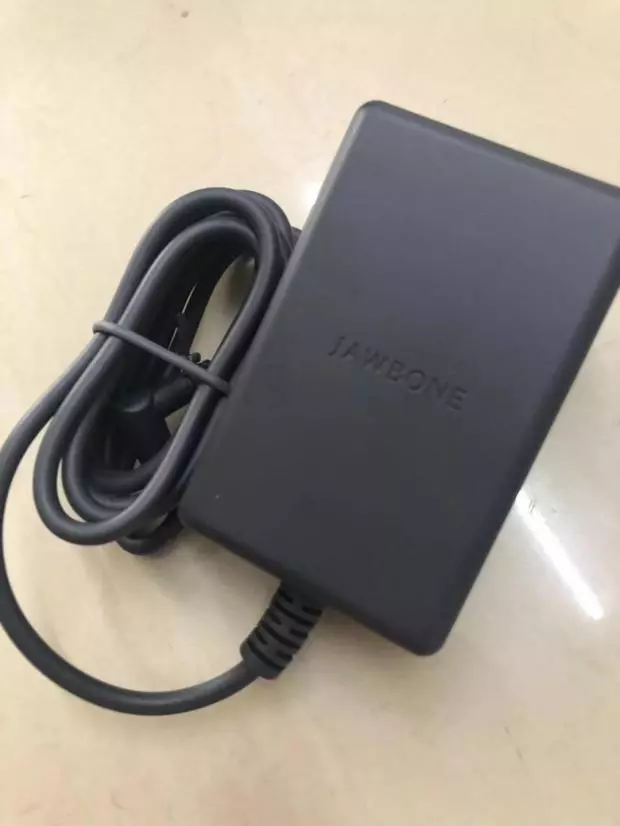 Jawbone j2011 on sale charger