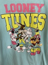 Looney Tunes Tshirt Large Vintage 90s style 94 Hip Hop Bugs Tweety Taz