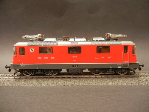 Hag 212 Re 4/4 II 11239 rot Wappen Porrentruy SBB Märklin Wechselstrom analog AC | Condition: Gebraucht