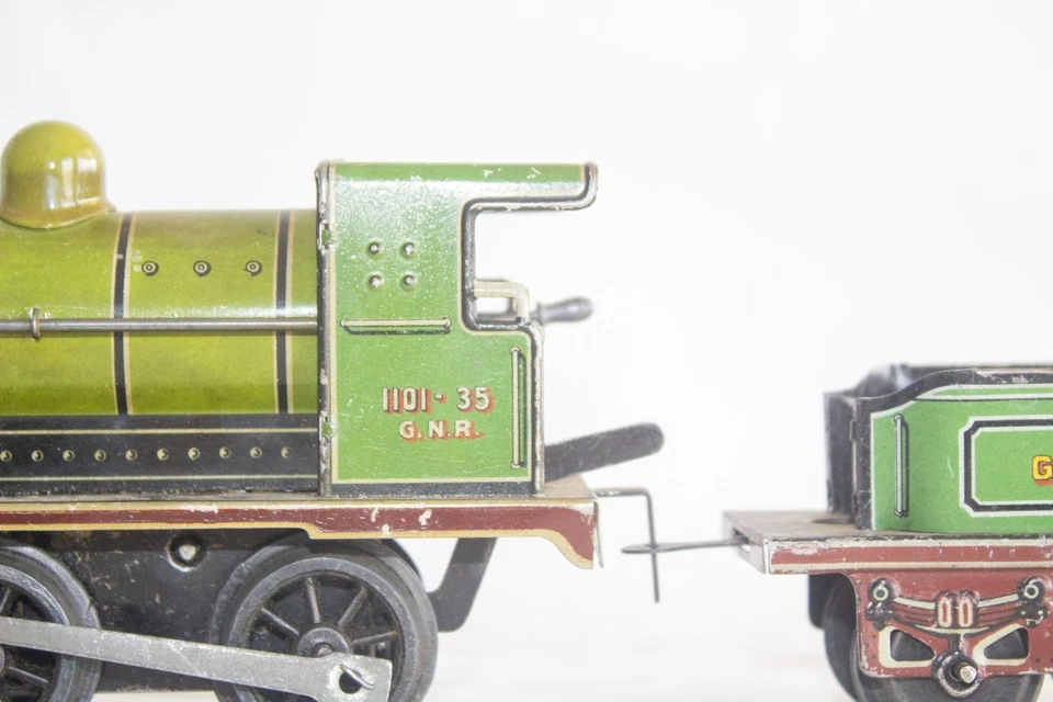 1910's Georges Carette UK-Market "GNR" 0-gauge Clockwork Train w/ Bing Coaches - Image 3 of 4