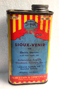 Vintage  Albertson & CO Sioux City Iowa  SIOUX-VENIR  TIN CAN