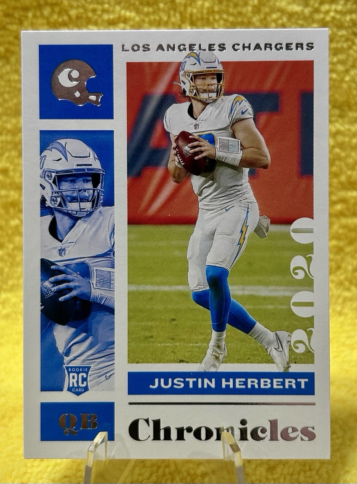 2020 Panini Chronicles - Justin Herbert #53 (RC)