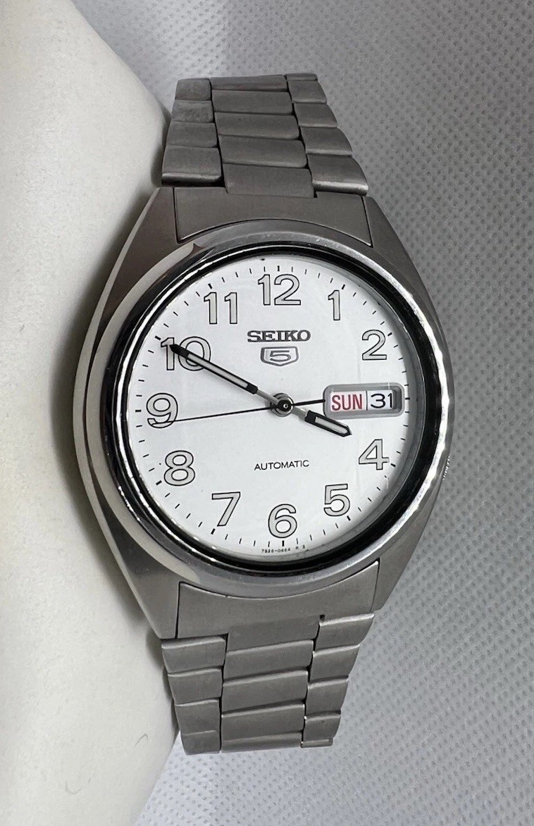 Rare Men Vintage 5 Unique Automatic Seiko Watch 🐼🐼Super Day/Date🐼🐼 Bilingual - VintageWatches.PK Rare Men Vintage 5 Unique Automatic Seiko Watch 🐼🐼Super Day/Date🐼🐼 Bilingual - vintagewatches.pk