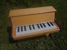 TOY PIANO MUNDIA BEILEI 24 KEYS - sound of bells, different of michelsonne