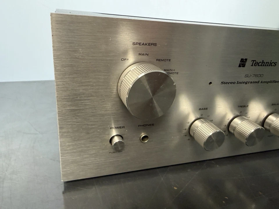 Ampli Vintage Technics SU-7600 - Immagine 2 di 4