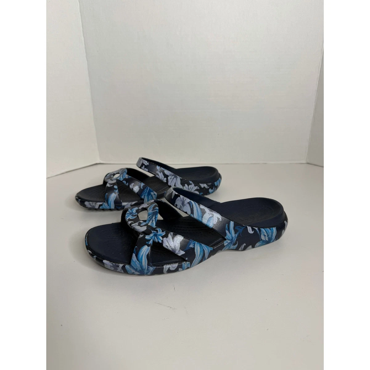 CROCS Blue and Black Patterned Sandals Crocs Duet Wave K Clog Sandal - Black/Volt Green - Girls  main image 3