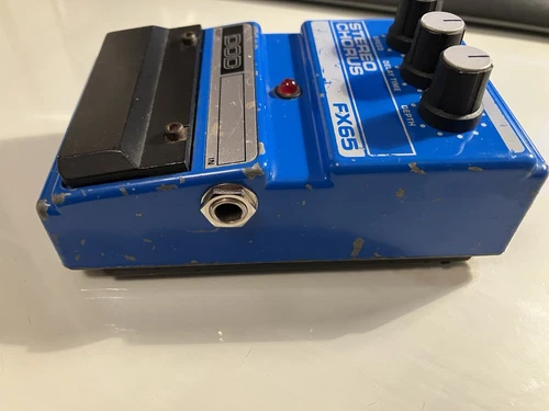 DOD FX65 Stereo Chorus 1980’s? The boss of pedals. Great with Fender Gibson USA - Picture 4 of 7