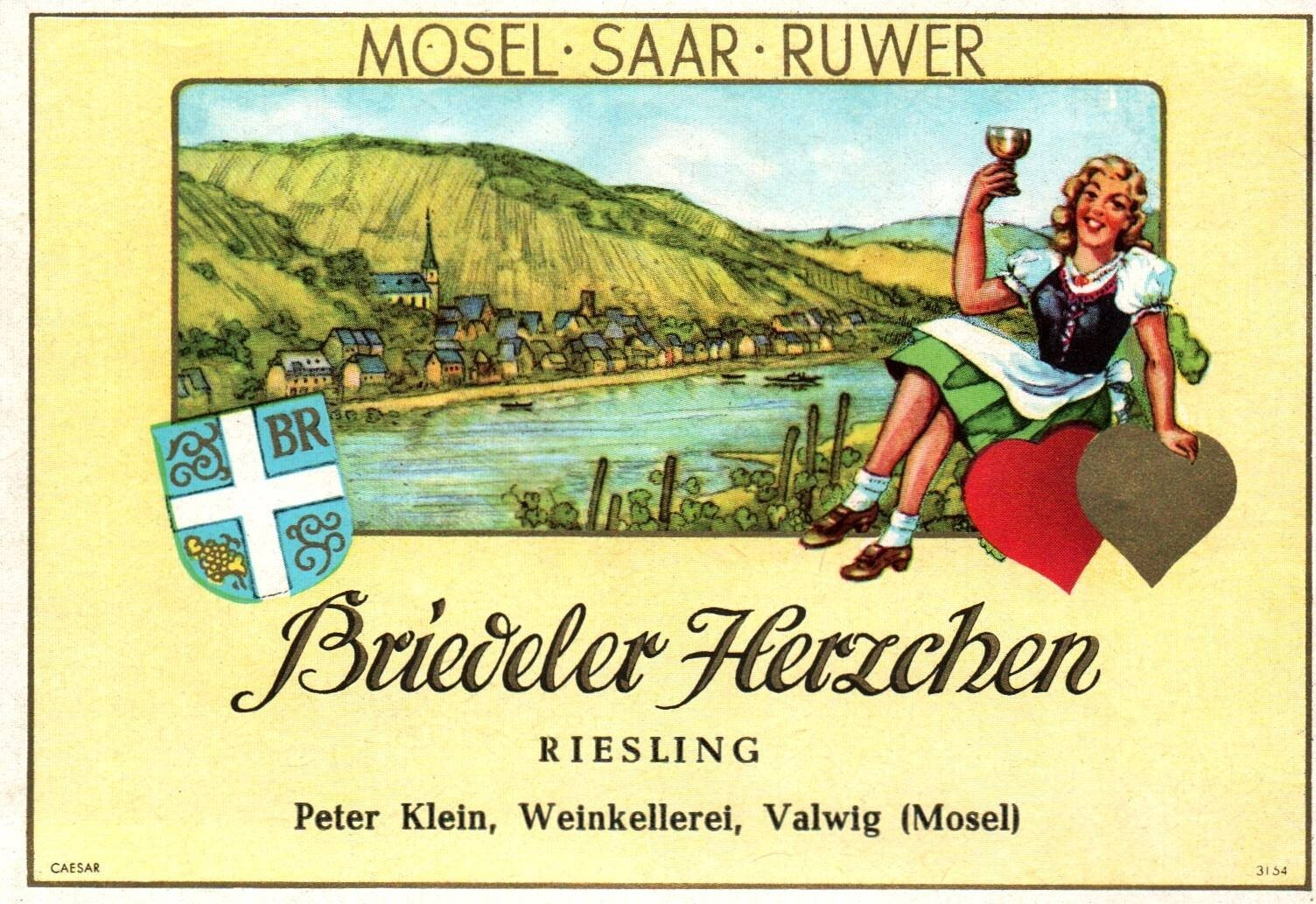 Vintage German Wine Label 1950s-60s Lady Hearts Briedeler Herzchen River