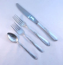 SILVER WHEAT-REED & BARTON STERLING 4 PIECE DINNER PLACE SETTING
