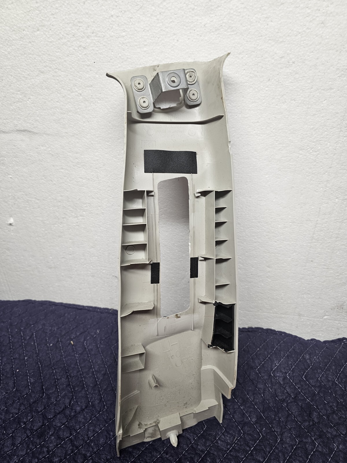 2009 2014 Subaru Impreza Left Interior B Pillar Upper Trim Panel 94012FG010 OEM