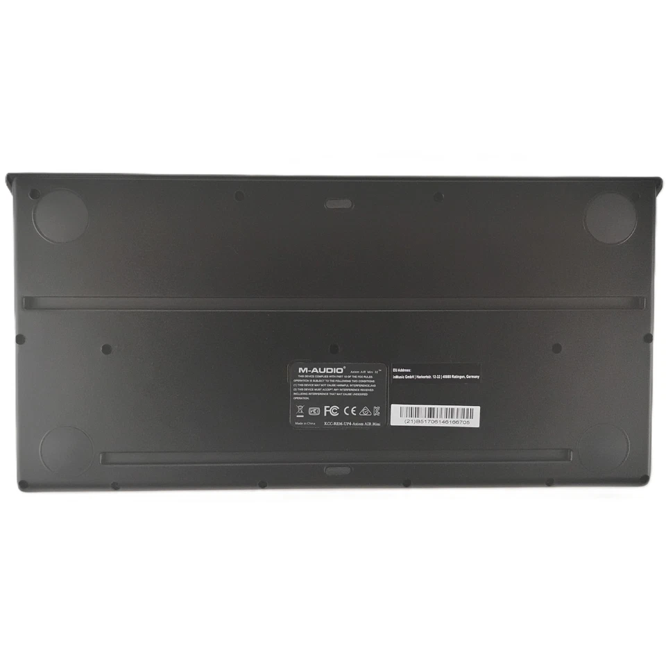 Axiom AIR Mini 32 USB MIDI Keyboard - Image 2 of 4