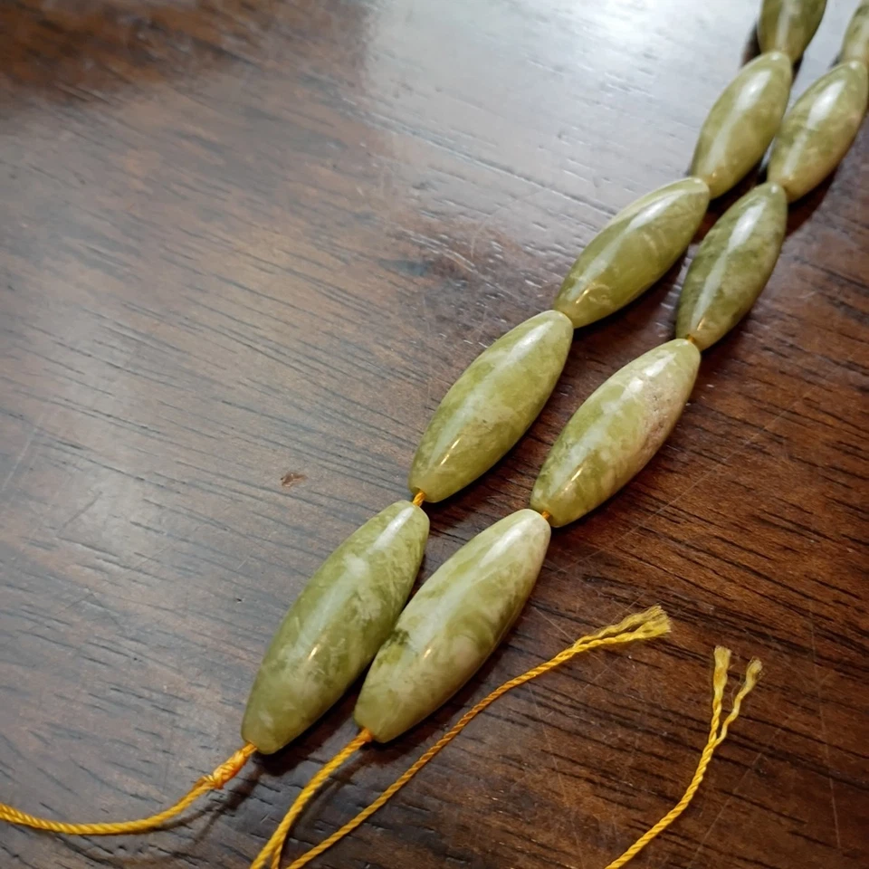 Vintage Strand Of Stone Green Jade Marble Beads?? - Image 4 of 4