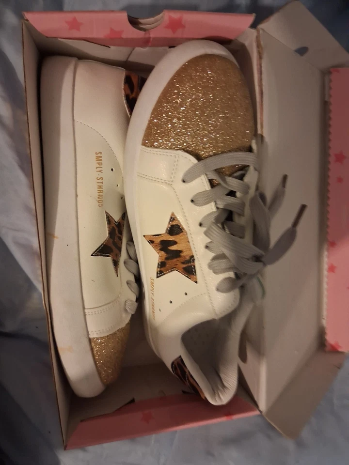 Simply Southern 女式-白色、白色、金色闪光休闲网球鞋 S 10。 — 第 3/4 张图片