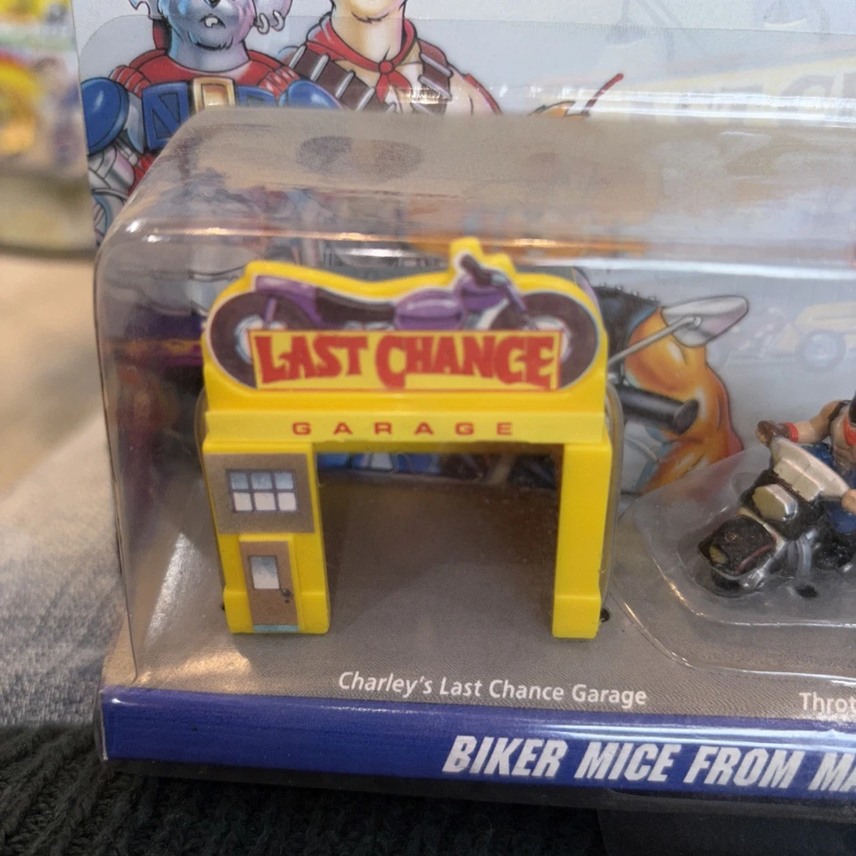 1993 Galoob Micro Machines BIKER MICE FROM MARS COLLECTION #1 65880 - NEW Sealed - Image 3 of 4
