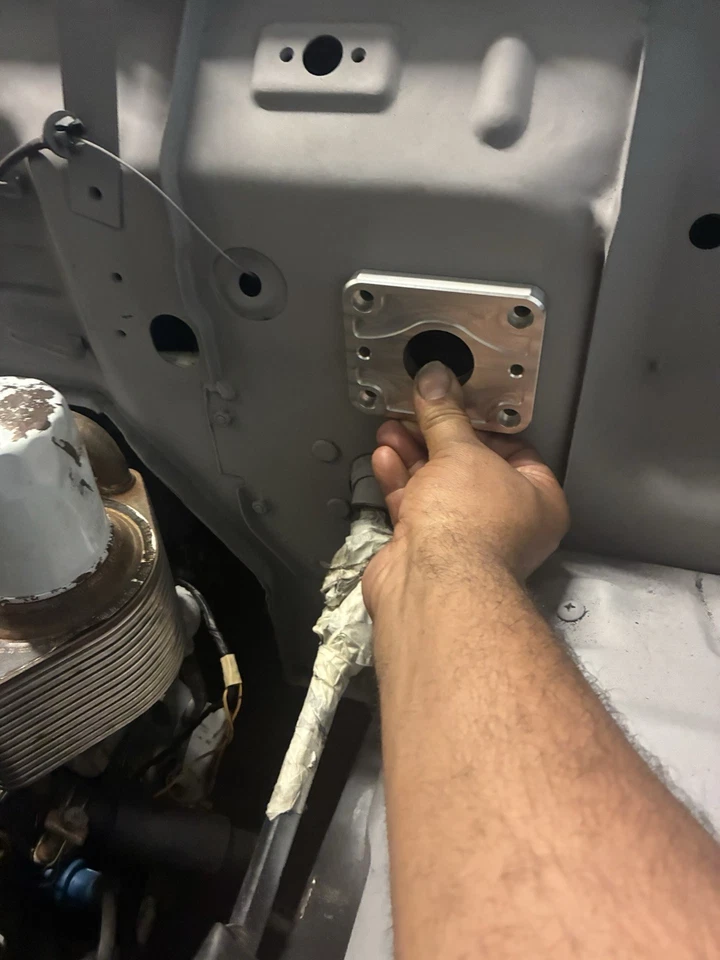 Eliminación de refuerzo de freno Suzuki Samurai para cilindro maestro Wilwood Foto 2 de 4