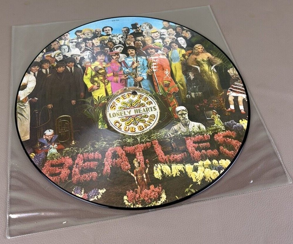 UK初版/Sgt. Pepper's Lonely Hearts Club s-l400.jpg