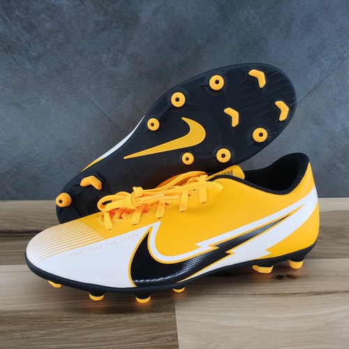 Nike Mercurial Vapor 13 Club MG Soccer 