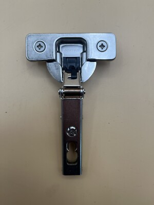 Salice SILENTIA + Series 100 Hinges CR6AE9  (30 pack)