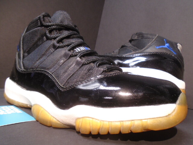 blue and white space jams