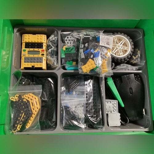 EUC Lego 9794 MindStorms For Schools 828 Pcs. Complete Set Confirmed - Set A - Picture 14 of 16