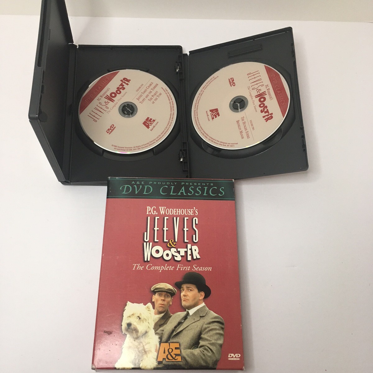 Jeeves and Wooster: The Complete First Season DVD 2-Disc Set