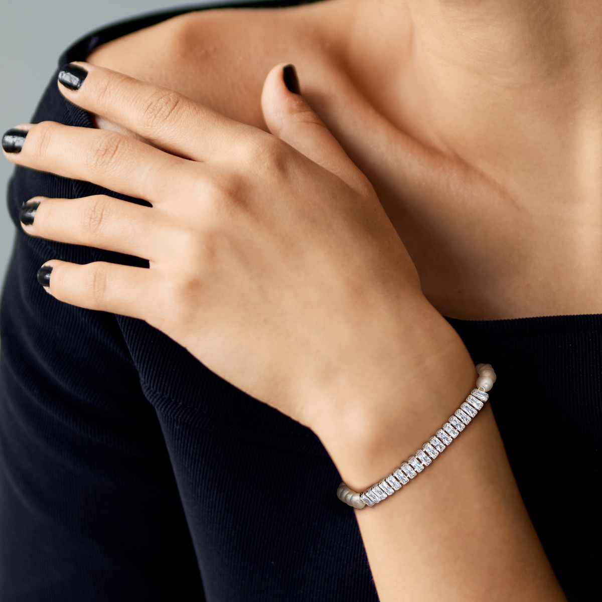 FORSOMEONE  PEARL BRACELET SILVER Mサイズ ~TB2952SVJPL-1.jpg?w=400&dpr=2.6