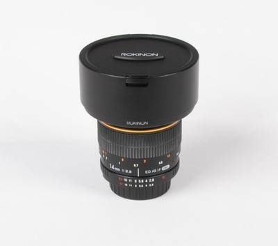 Rokinon 14mm f/2.8 Ultra Wide Angle Digital, NIKON F Mount caps
