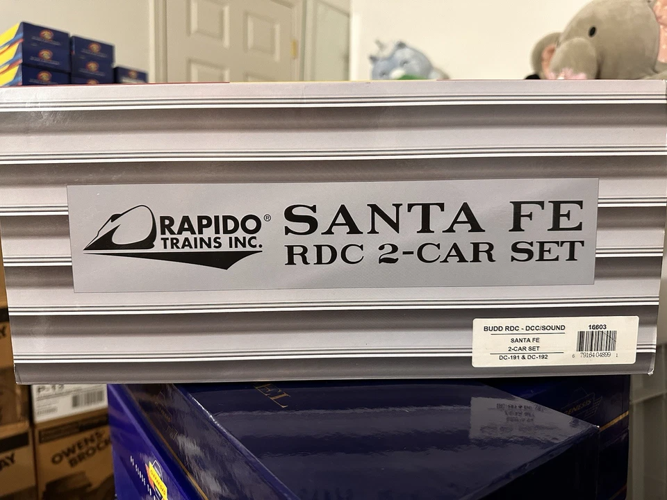 Rapido HO Scale Santa Fe Budd RDC DC-191/192 Set DCC/ESU Loksound - Image 3 of 3