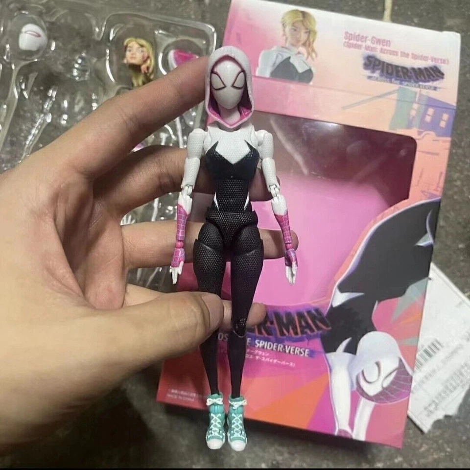 Figura de acción SHF Marvel Spider-Man Across The Spider-Verse Spider Gwen Stacy KO Foto 4 de 4
