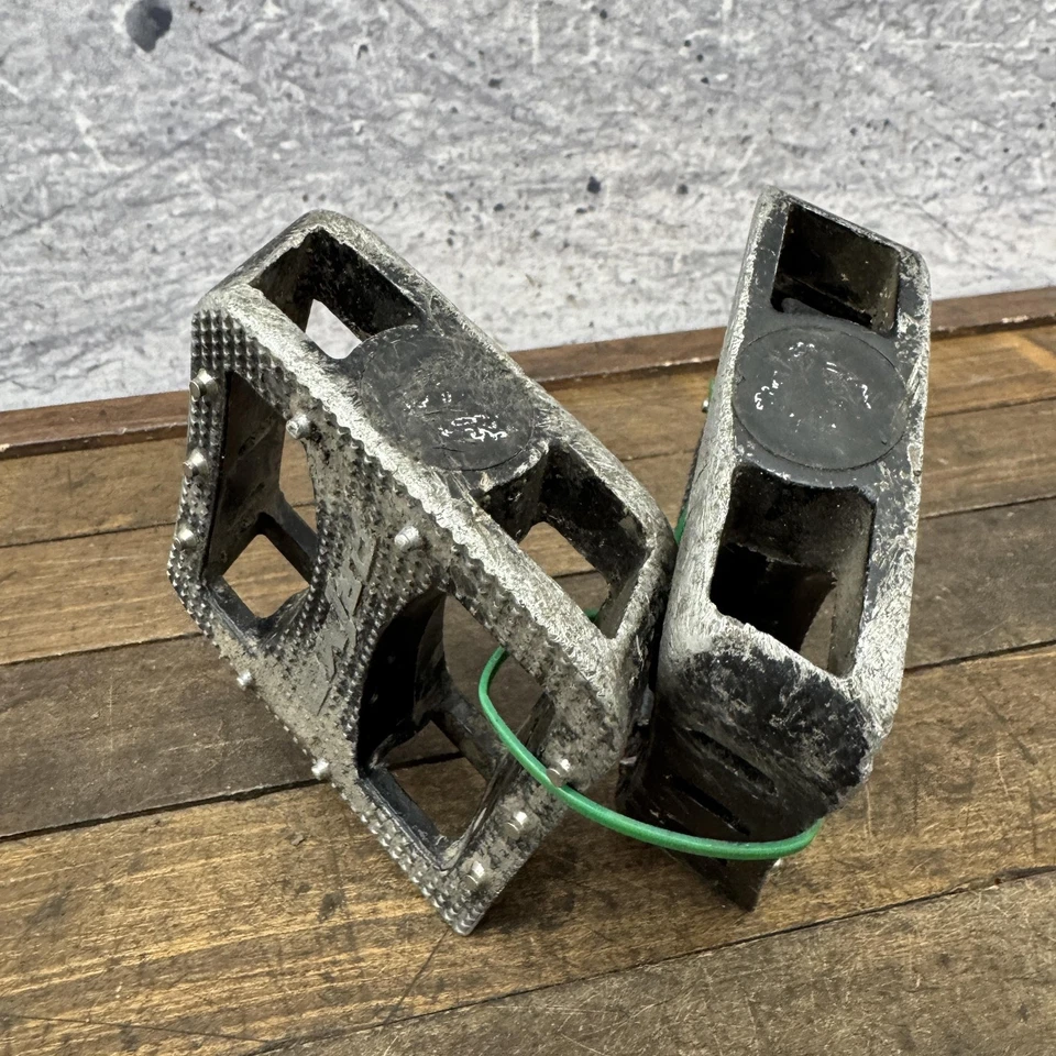 Primo BMX Bike Platform Pedals Pair 9/16 Inch Black Alloy Old School Freestyle - Image 2 of 4