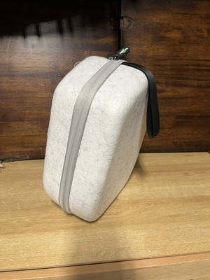 Sarlar Hard Carrying Case Oculus Meta Quest 3S/Quest 3/Oculus Quest 2 VR Headset