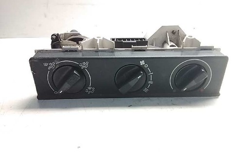 COMMANDE DE CLIMATISATION / CHAUFFAGE / 2569036 POUR SKODA PICKUP LX - Photo 1/10