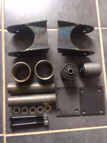 Ford Engine Chassis Mount Kit Escort MK 1 / 2