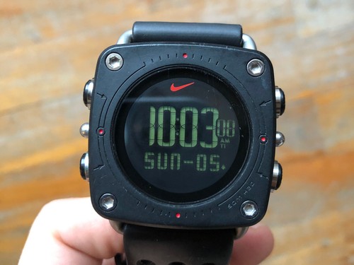 Nike Sportuhr SELTEN WC0070-935 Mettle Bohrer schwarz Polymere Digital LCD - Bild 9 von 11