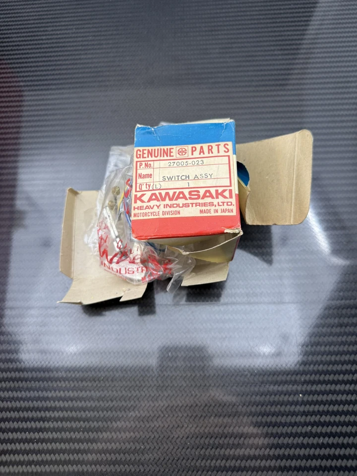 Interruptor de encendido 27005-023 NOS Kawasaki G3TR G3SS GA1 GA2 GA3 GA5 Foto 2 de 4