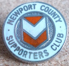 NEWPORT COUNTY FOOTBALL CLUB - SUPPORTERS CLUB, RARE METAL PIN/BADGE, COOL.
