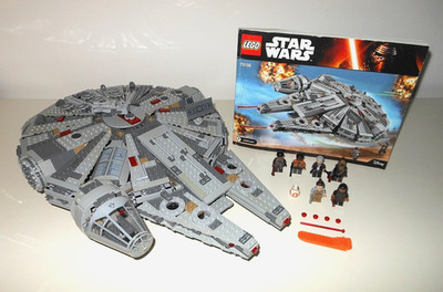 LEGO Star Wars 75105 Millennium Falcon Vollständiges Set + alle Minifiguren + BA