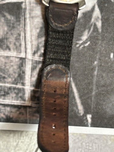 Vintage Damenuhr Silberfarben Diver Style Swiss Army Quartz. Läuft super! - Bild 9 von 9