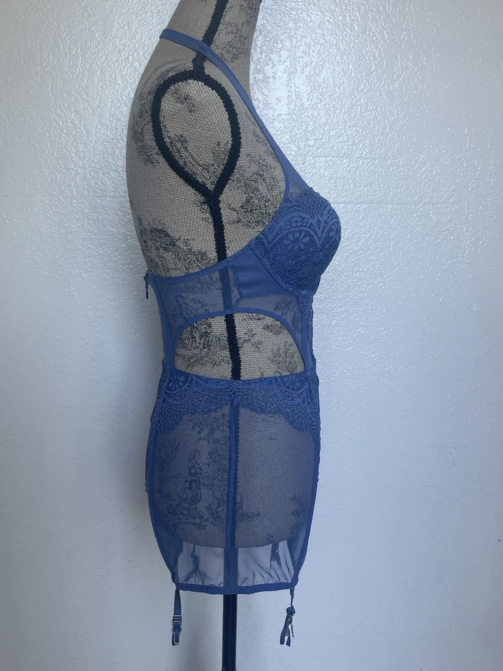 VS victoria’s secret garters - Image 4 of 4