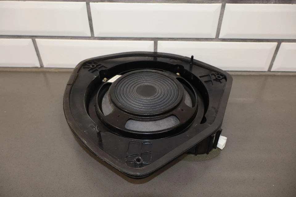 03-06 Chevy SSR Speaker Set of 4 Bose OEM Tested - Image 3 of 4