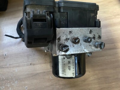 2009-11 Mercedes W204 C300 C350 Abs Esp Control Module W204 ABS