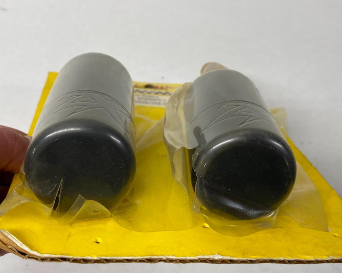 Kawasaki ZX6 ZX636 ZX9 2003-2006 Frame Sliders Black