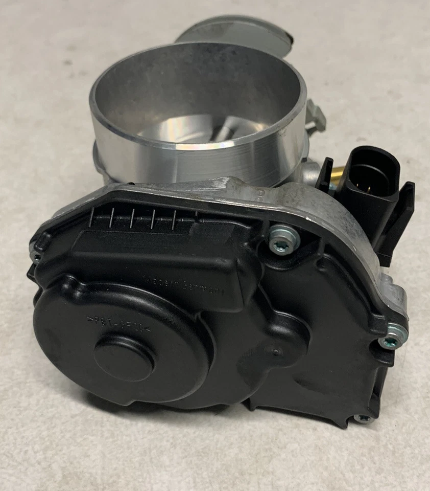 1997-1999 VDO AUDI/VOLKSWAGEN VARIOS CUERPOS DE ACELERADOR - 078133063AH Foto 2 de 4