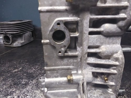 04-11 Polaris Engine Crankcase # 3089225 IQ Shift 550 - Picture 7 of 10